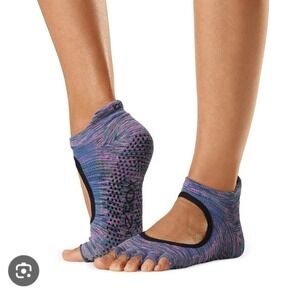 Toesox Bellarina Tec Grip Half Toe Barre Socks SM
